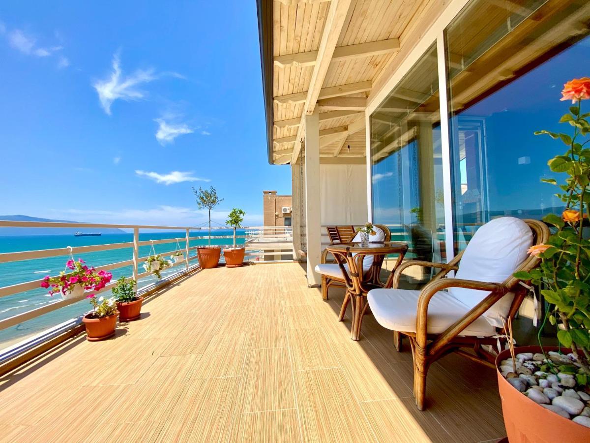 Eka Luxury Seaview Apartments Avlonya Dış mekan fotoğraf